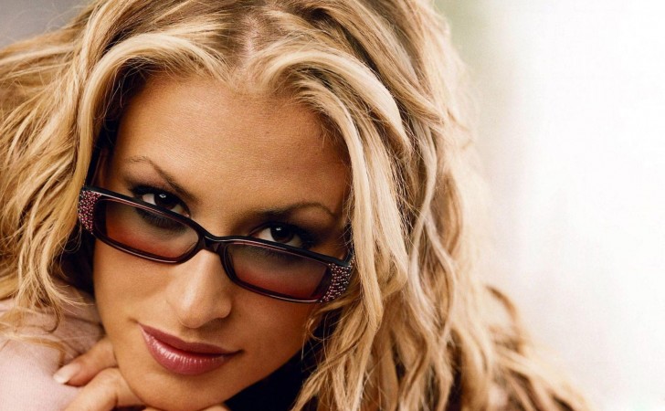 10 stars c l bres pour leurs lunettes